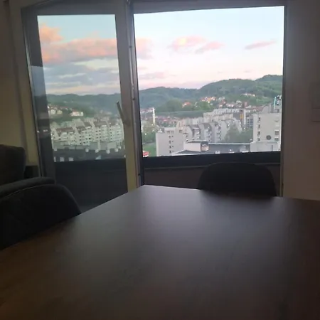 Tower Apartamento